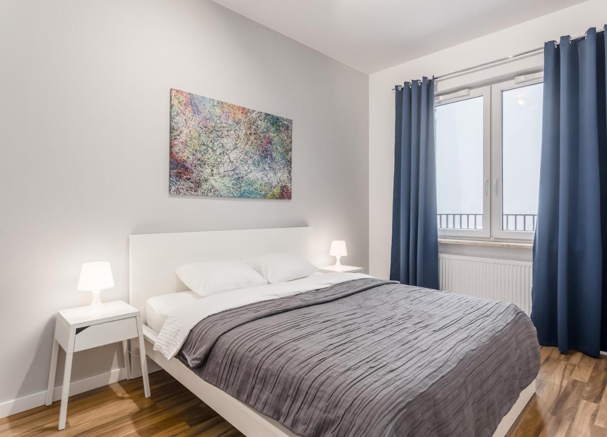 View Apartment *